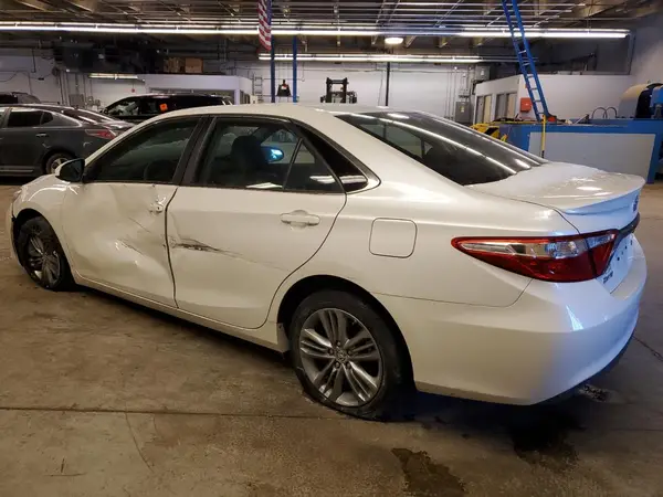4T1BF1FK6GU219128 2016 TOYOTA CAMRY - Image 2