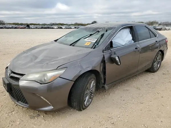 4T1BF1FK6GU220005 2016 TOYOTA CAMRY - Image 1
