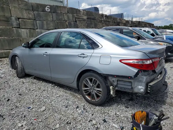 4T1BF1FK6GU221865 2016 TOYOTA CAMRY - Image 2