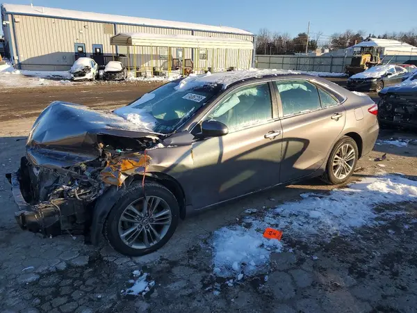 4T1BF1FK6GU223938 2016 TOYOTA CAMRY - Image 1