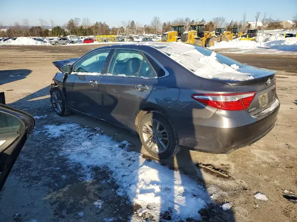 4T1BF1FK6GU223938 2016 TOYOTA CAMRY - Image 2