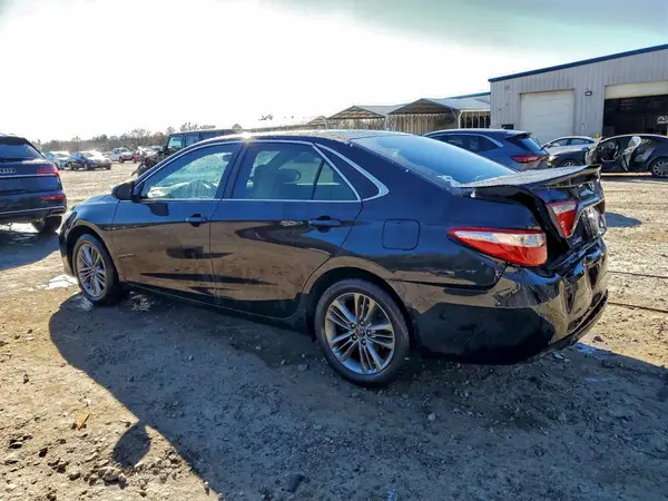 4T1BF1FK6GU226614 2016 TOYOTA CAMRY - Image 2