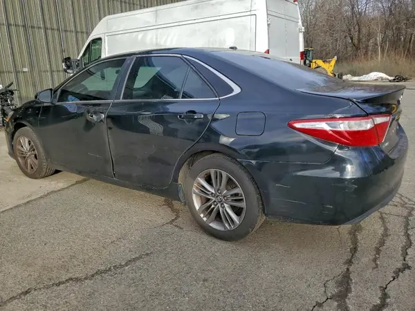 4T1BF1FK6GU228766 2016 TOYOTA CAMRY - Image 2