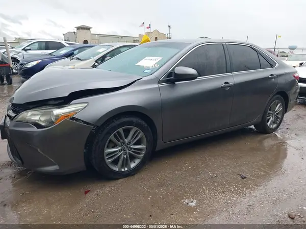 4T1BF1FK6GU233417 2016 TOYOTA CAMRY - Image 2