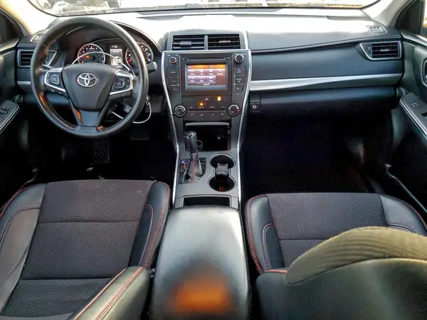 4T1BF1FK6GU233630 2016 TOYOTA CAMRY - Image 8