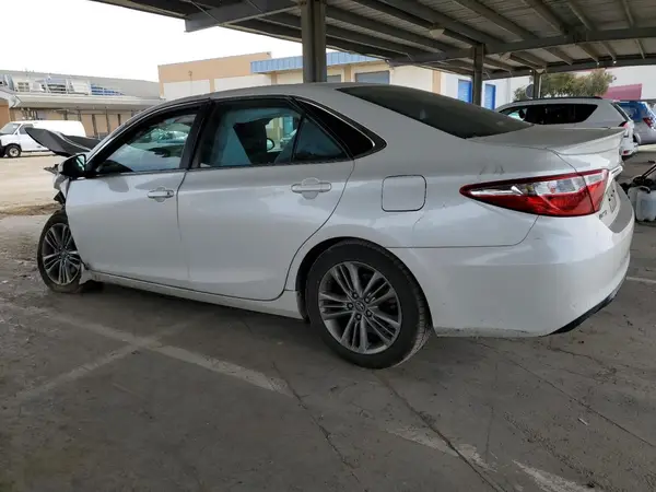 4T1BF1FK6GU233871 2016 TOYOTA CAMRY - Image 2