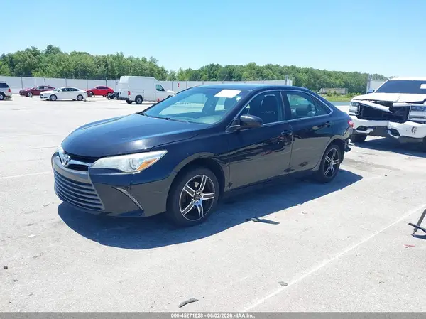 4T1BF1FK6GU236916 2016 TOYOTA CAMRY - Image 2
