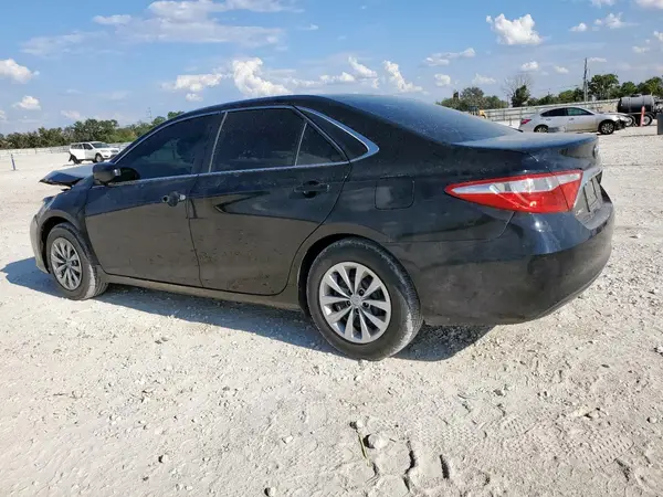 4T1BF1FK6GU238441 2016 TOYOTA CAMRY - Image 2