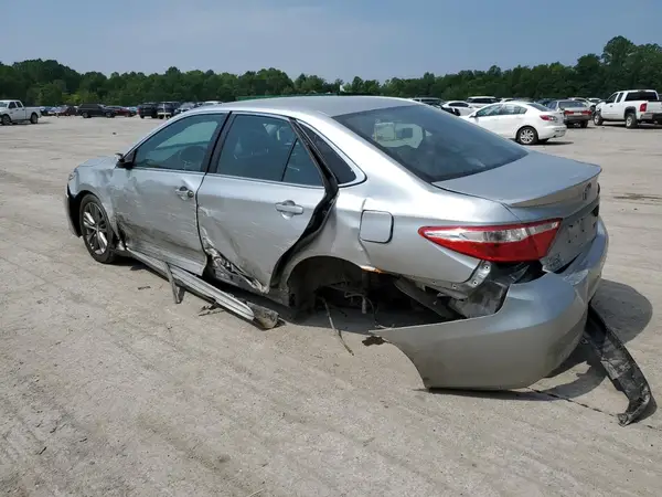 4T1BF1FK6GU244143 2016 TOYOTA CAMRY - Image 2