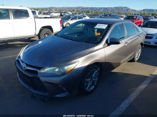 4T1BF1FK6GU246569 2016 TOYOTA CAMRY - Image 2