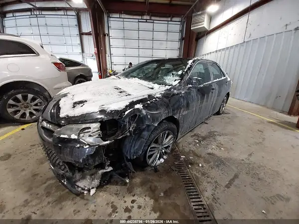 4T1BF1FK6GU248161 2016 TOYOTA CAMRY - Image 2