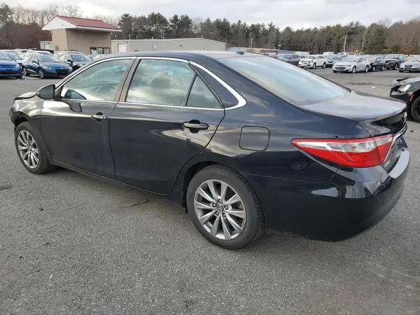 4T1BF1FK6GU250038 2016 TOYOTA CAMRY - Image 2