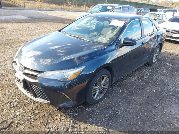 4T1BF1FK6GU252744 2016 TOYOTA CAMRY - Image 2