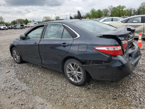 4T1BF1FK6GU252923 2016 TOYOTA CAMRY - Image 2