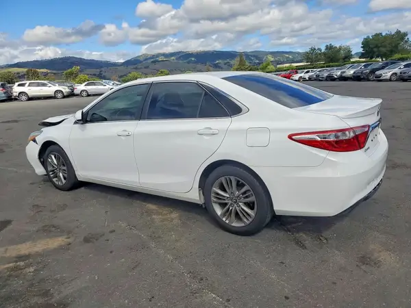 4T1BF1FK6GU253537 2016 TOYOTA CAMRY - Image 2