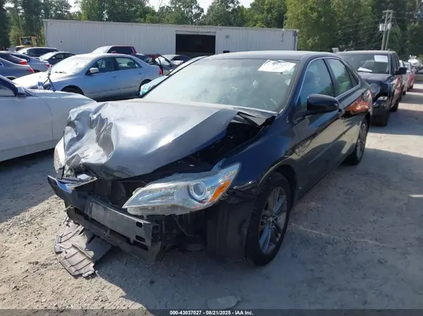 4T1BF1FK6GU253747 2016 TOYOTA CAMRY - Image 2