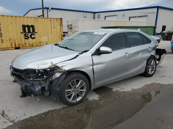 4T1BF1FK6GU254977 2016 TOYOTA CAMRY - Image 1