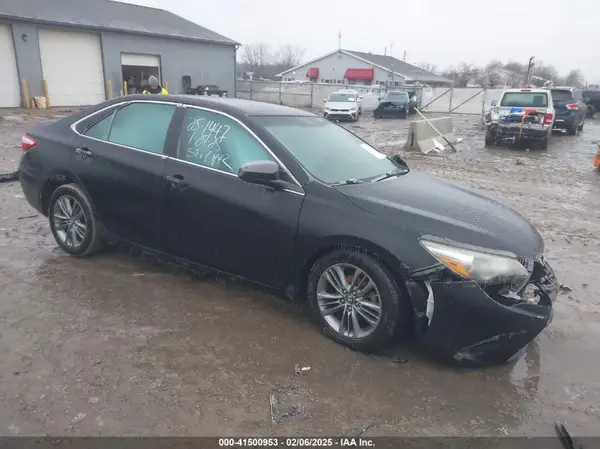4T1BF1FK6GU255997 2016 TOYOTA CAMRY - Image 1
