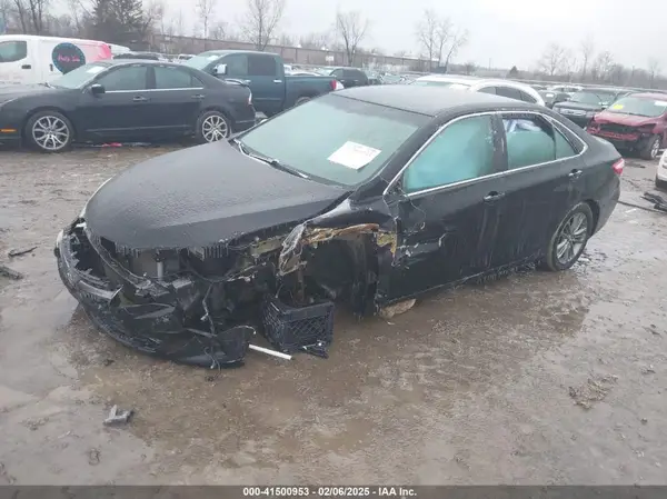 4T1BF1FK6GU255997 2016 TOYOTA CAMRY - Image 2