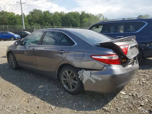4T1BF1FK6GU256647 2016 TOYOTA CAMRY - Image 2