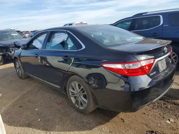 4T1BF1FK6GU258978 2016 TOYOTA CAMRY - Image 2