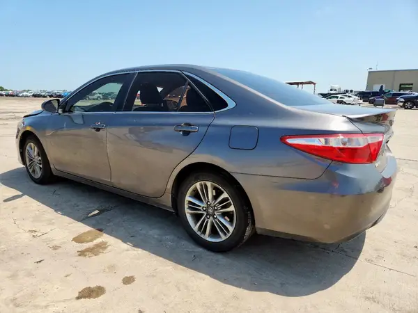 4T1BF1FK6GU264571 2016 TOYOTA CAMRY - Image 2