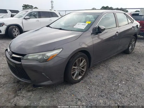 4T1BF1FK6GU265302 2016 TOYOTA CAMRY - Image 2