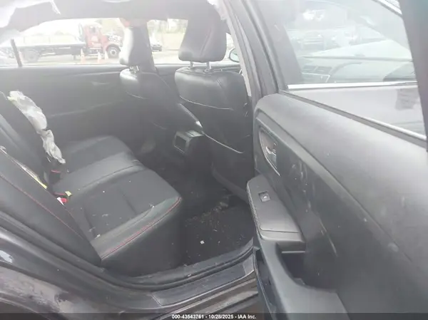 4T1BF1FK6GU265400 2016 TOYOTA CAMRY - Image 8