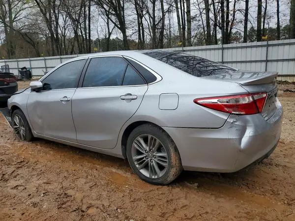 4T1BF1FK6GU266627 2016 TOYOTA CAMRY - Image 2