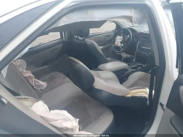 4T1BF1FK6GU500541 2016 TOYOTA CAMRY - Image 8
