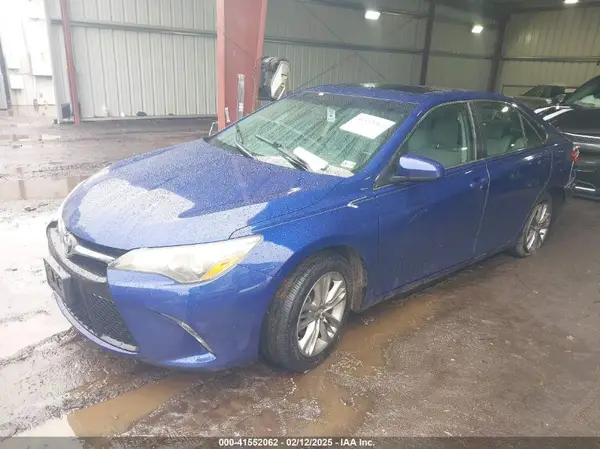4T1BF1FK6GU502872 2016 TOYOTA CAMRY - Image 2