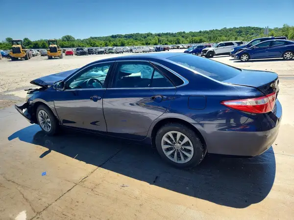 4T1BF1FK6GU503570 2016 TOYOTA CAMRY - Image 2