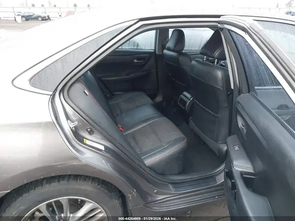 4T1BF1FK6GU504315 2016 TOYOTA CAMRY - Image 8