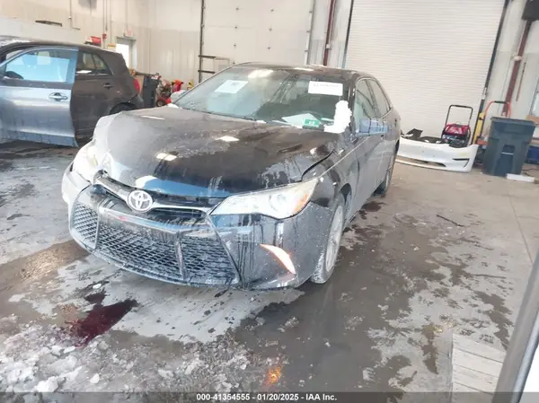 4T1BF1FK6GU507778 2016 TOYOTA CAMRY - Image 2