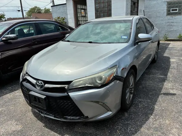 4T1BF1FK6GU507845 2016 TOYOTA CAMRY - Image 2