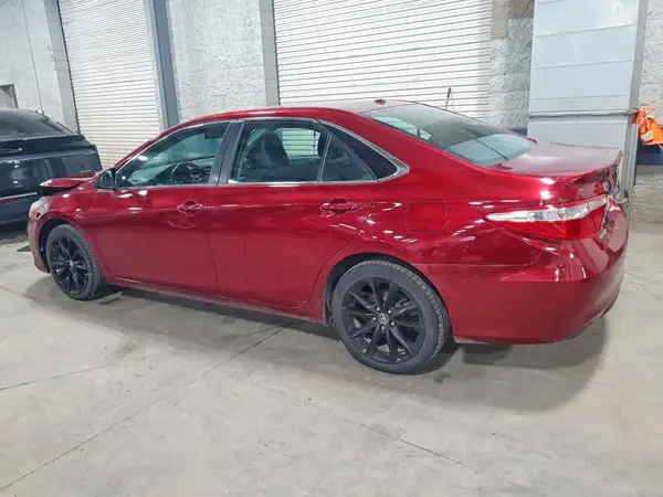 4T1BF1FK6GU521664 2016 TOYOTA CAMRY - Image 2