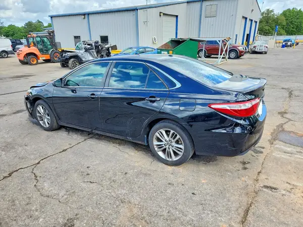 4T1BF1FK6GU525956 2016 TOYOTA CAMRY - Image 2