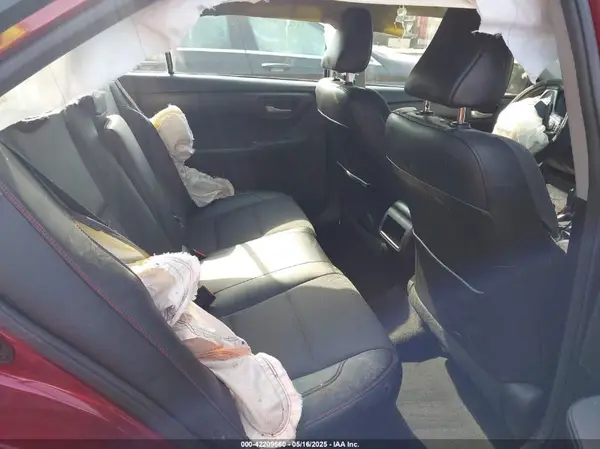 4T1BF1FK6GU526072 2016 TOYOTA CAMRY - Image 8