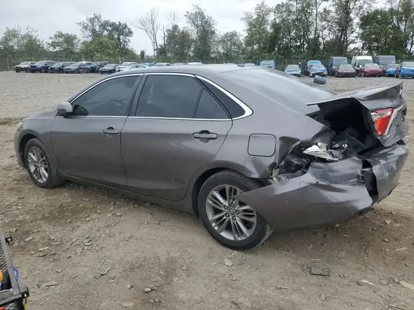 4T1BF1FK6GU527061 2016 TOYOTA CAMRY - Image 2