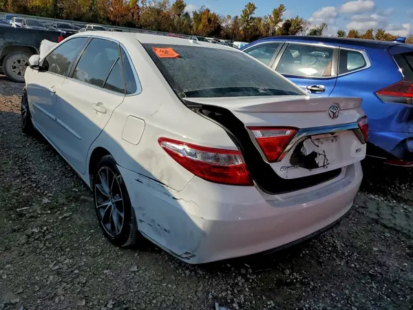 4T1BF1FK6GU535029 2016 TOYOTA CAMRY - Image 2