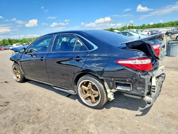 4T1BF1FK6GU538772 2016 TOYOTA CAMRY - Image 2