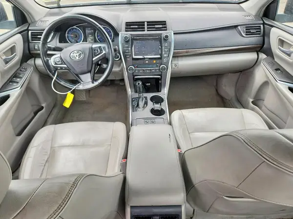 4T1BF1FK6GU543941 2016 TOYOTA CAMRY - Image 8