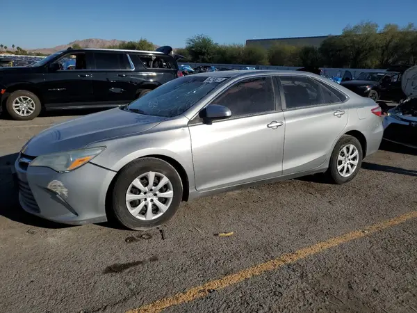 4T1BF1FK6GU548069 2016 TOYOTA CAMRY - Image 1