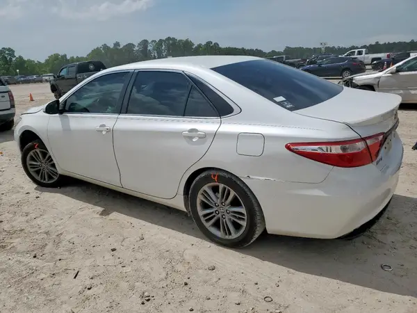 4T1BF1FK6GU548766 2016 TOYOTA CAMRY - Image 2