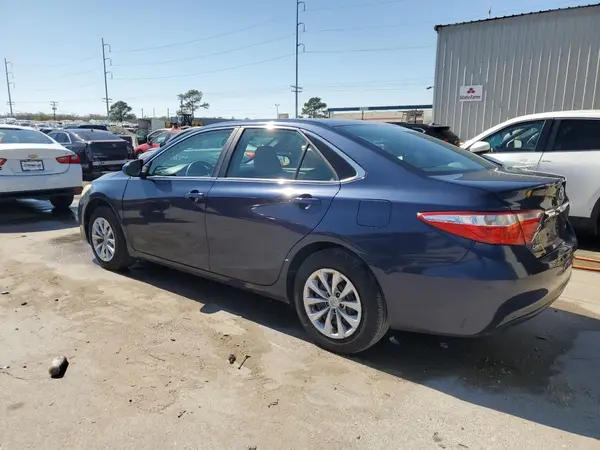 4T1BF1FK6GU552011 2016 TOYOTA CAMRY - Image 2