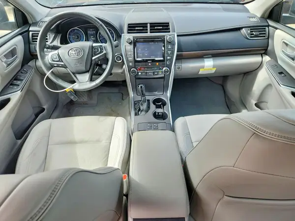 4T1BF1FK6GU555328 2016 TOYOTA CAMRY - Image 8