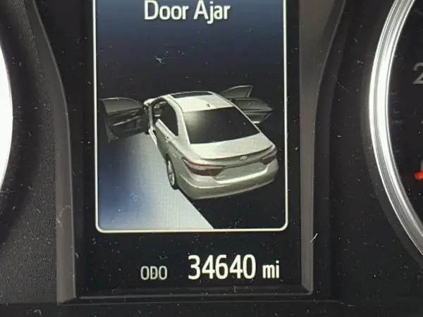 4T1BF1FK6GU556740 2016 TOYOTA CAMRY - Image 8