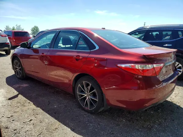 4T1BF1FK6GU557693 2016 TOYOTA CAMRY - Image 2