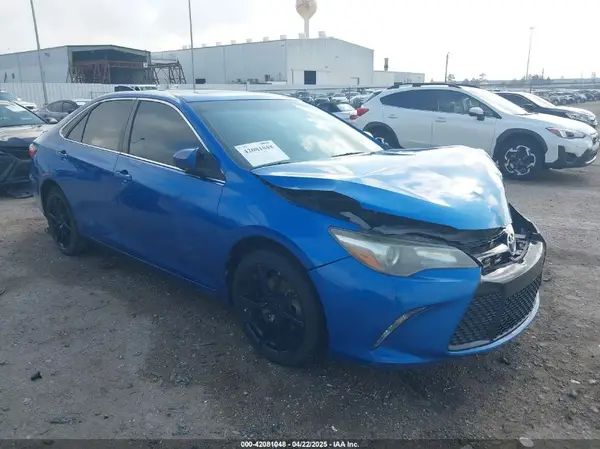 4T1BF1FK6GU561436 2016 TOYOTA CAMRY - Image 1