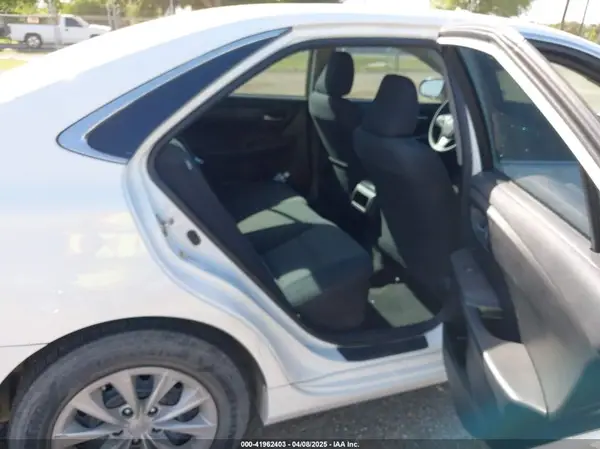 4T1BF1FK6GU562974 2016 TOYOTA CAMRY - Image 8